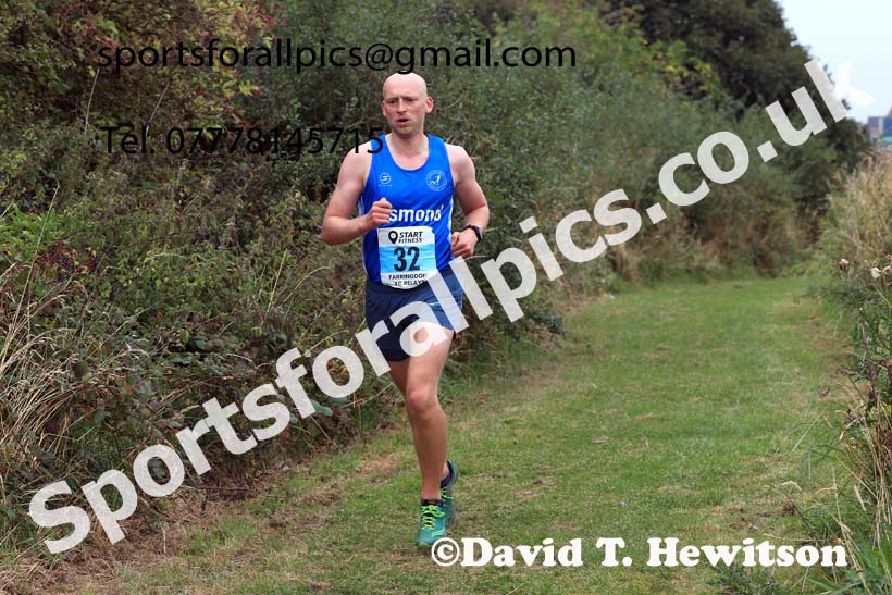Senior Men and Veterans Relay, 2024 Sunderland XC Relays.  Photo: David T. Hewitson/Sports for All Pics